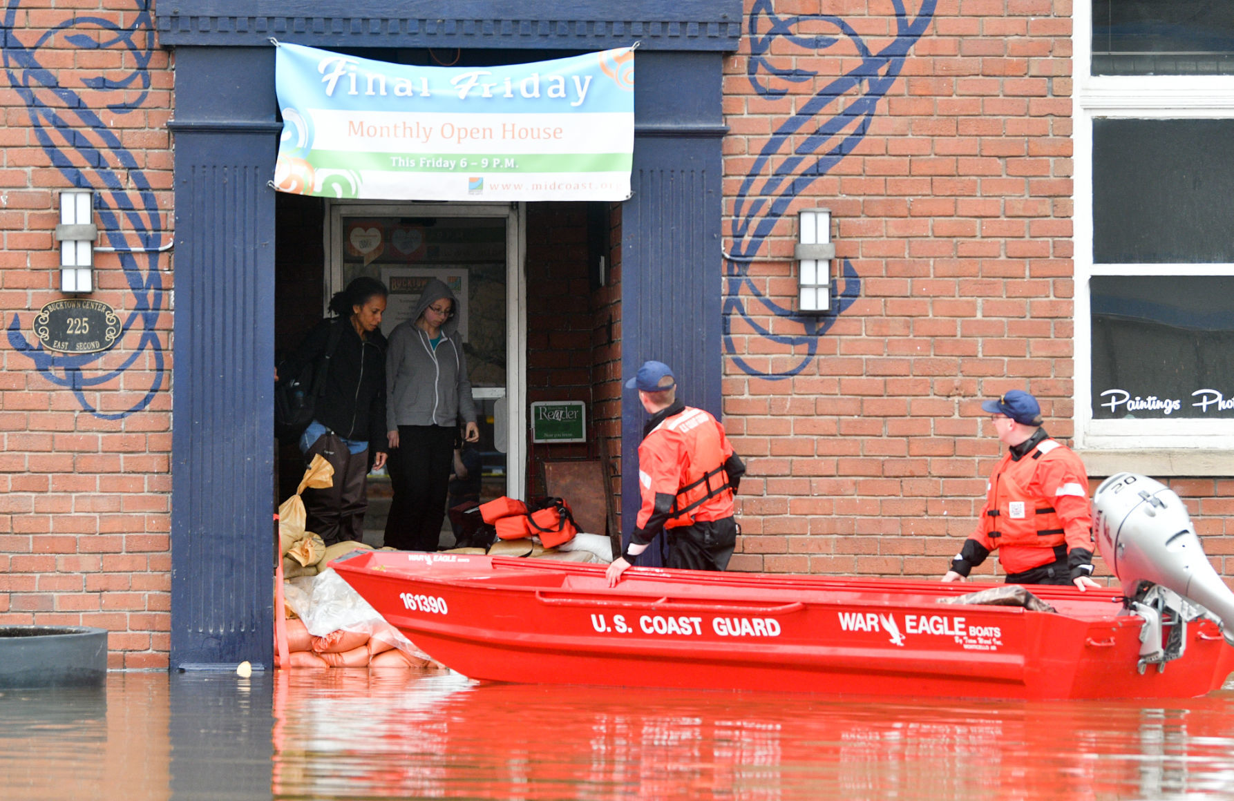 050119-qct-flood-mm-013a.JPG